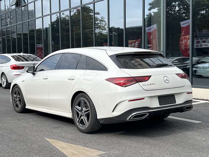 Фото 4 - Mercedes-Benz CLA-Class