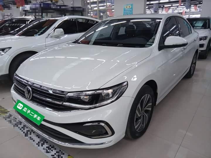 Фото 2 - Volkswagen Bora