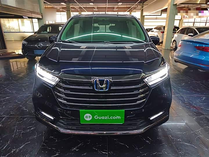 Фото 3 - Honda Odyssey