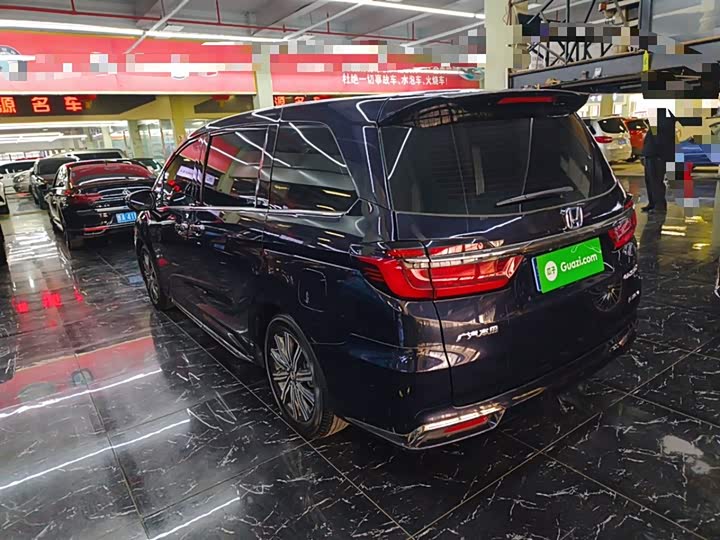 Фото 5 - Honda Odyssey