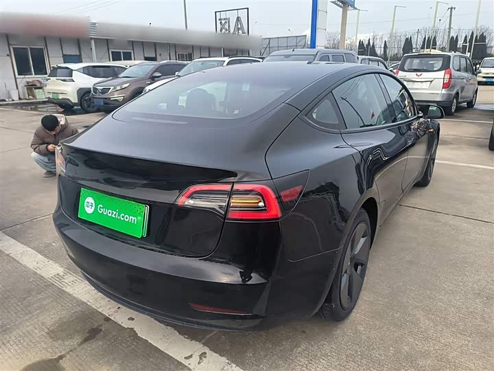 Фото 7 - Tesla Model 3