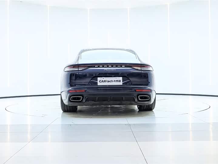 Фото 6 - Porsche Panamera