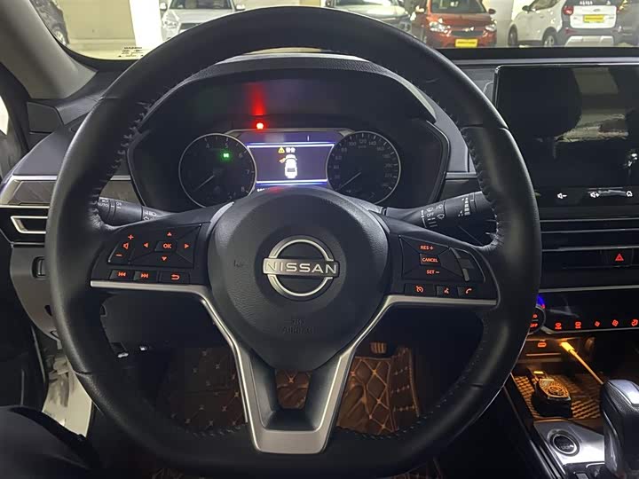 Фото 4 - Nissan Teana