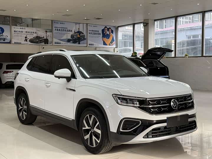 Фото 3 - Volkswagen Tayron