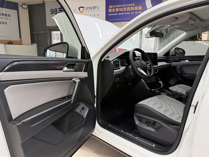 Фото 8 - Volkswagen Tayron