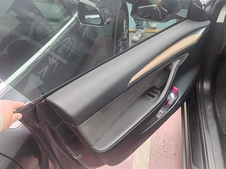 Фото 7 - Tesla Model 3