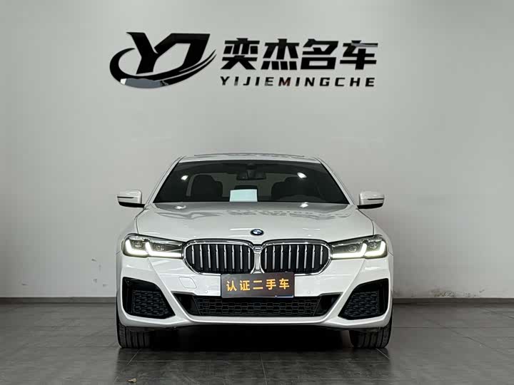 Фото 2 - BMW 5 Series