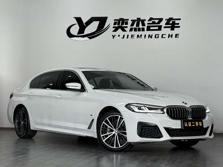 Фото 3 - BMW 5 Series