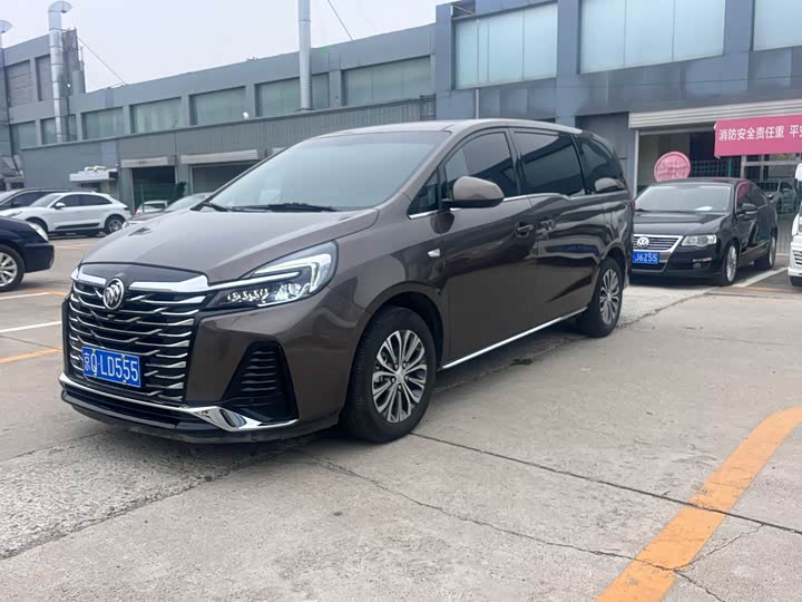 Фото 1 - Buick GL8 ES