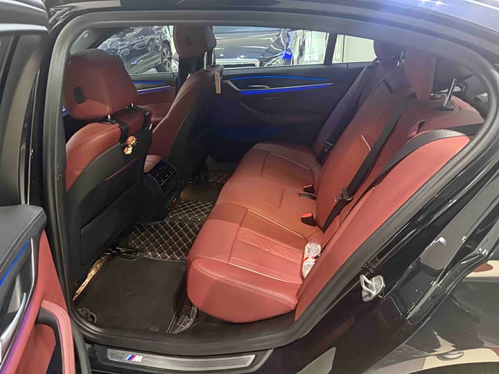 Фото 5 - BMW 5 Series