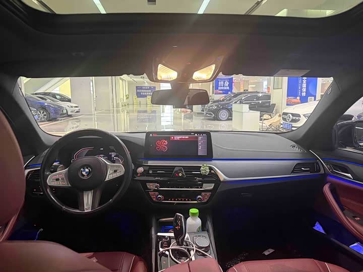 Фото 6 - BMW 5 Series