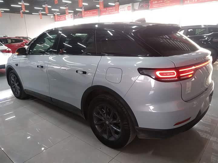 Фото 5 - Leapmotor C11