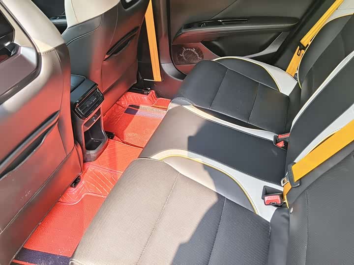 Фото 8 - MG Motor 5 Scorpio