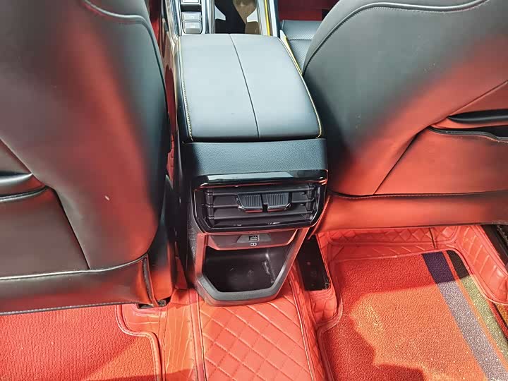 Фото 9 - MG Motor 5 Scorpio