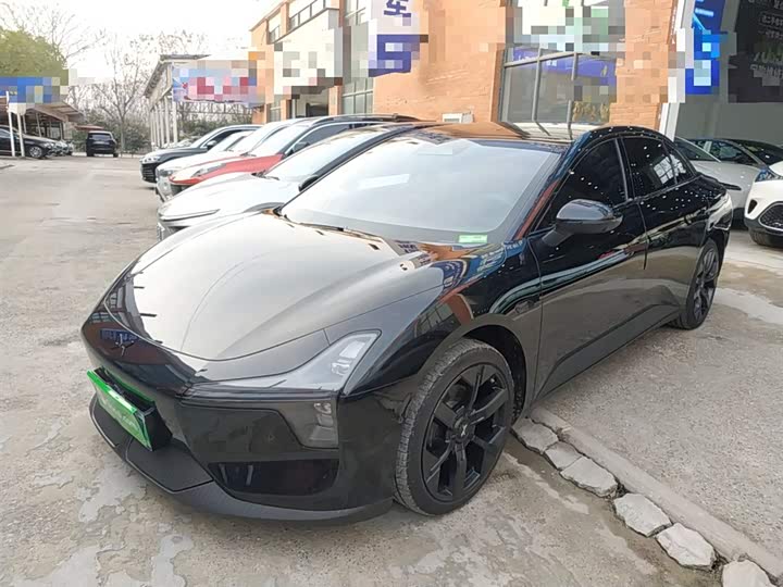 Фото 1 - XPeng Mona M03