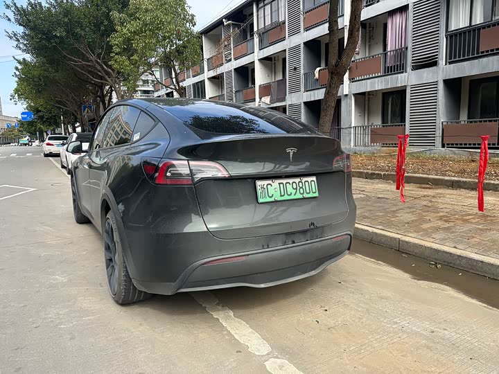 Фото 5 - Tesla Model Y