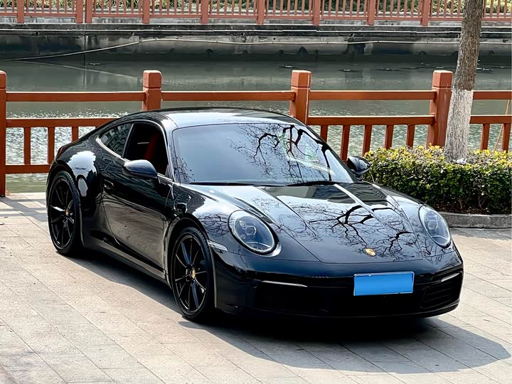 Фото 4 - Porsche 911