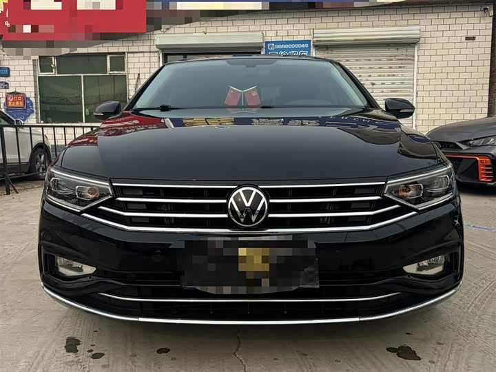 Фото 2 - Volkswagen Magotan