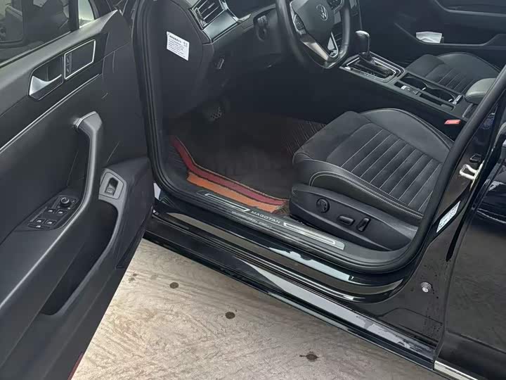 Фото 4 - Volkswagen Magotan