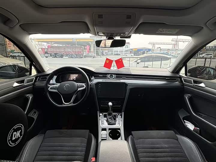 Фото 5 - Volkswagen Magotan