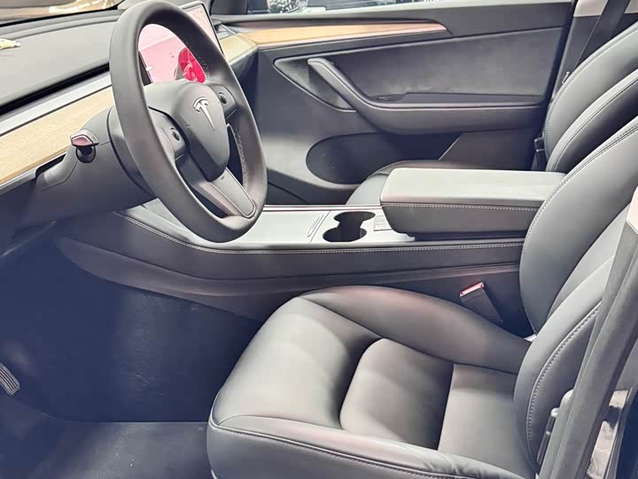 Фото 7 - Tesla Model Y