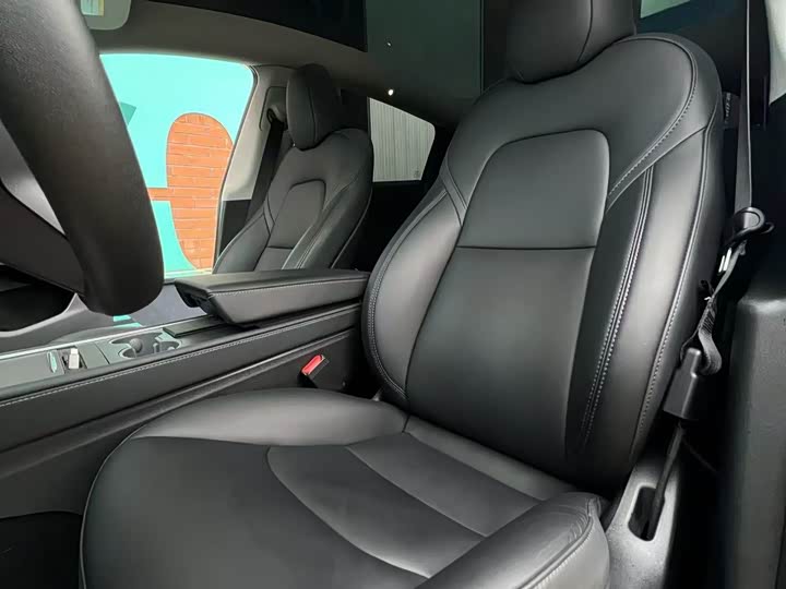 Фото 6 - Tesla Model Y