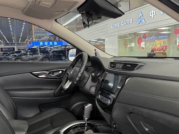 Фото 8 - Nissan X-Trail