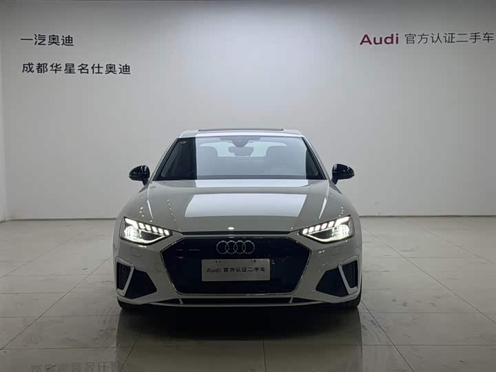 Фото 2 - Audi A4L