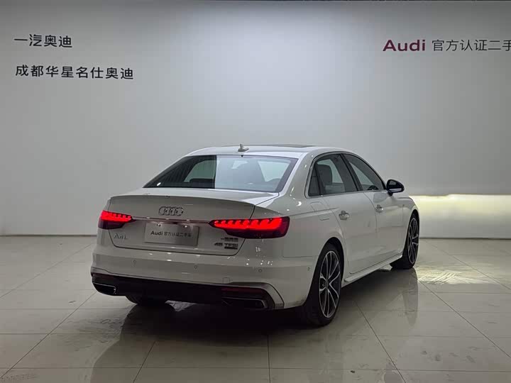 Фото 4 - Audi A4L