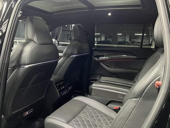 Фото 7 - Audi Q6