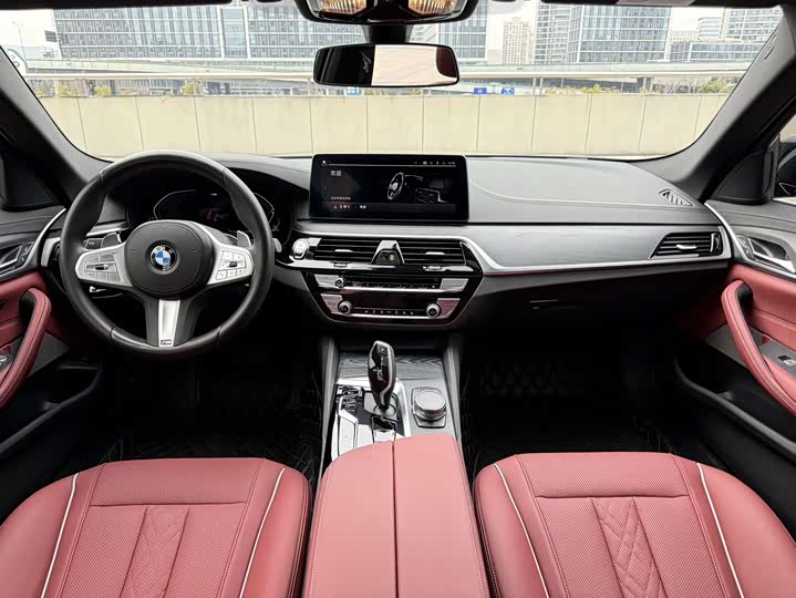 Фото 7 - BMW 5 Series