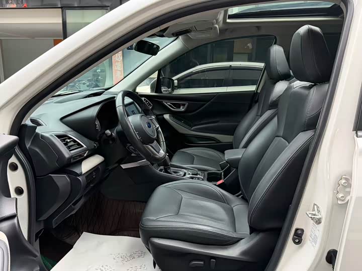 Фото 5 - Subaru Forester