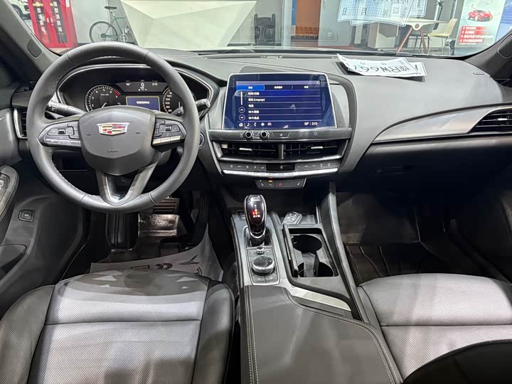 Фото 6 - Cadillac CT5