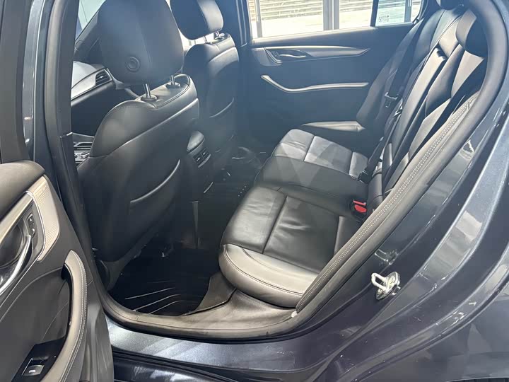 Фото 8 - Cadillac CT5