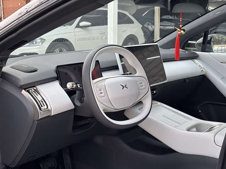 Фото 6 - XPeng F57