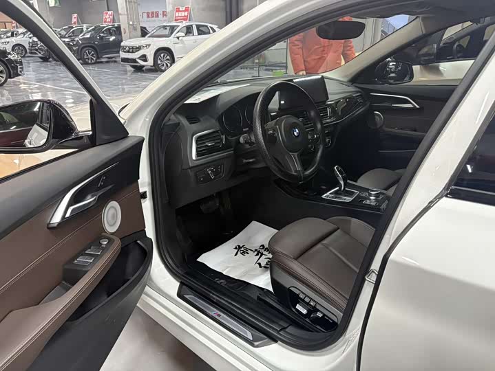 Фото 6 - BMW 1 Series