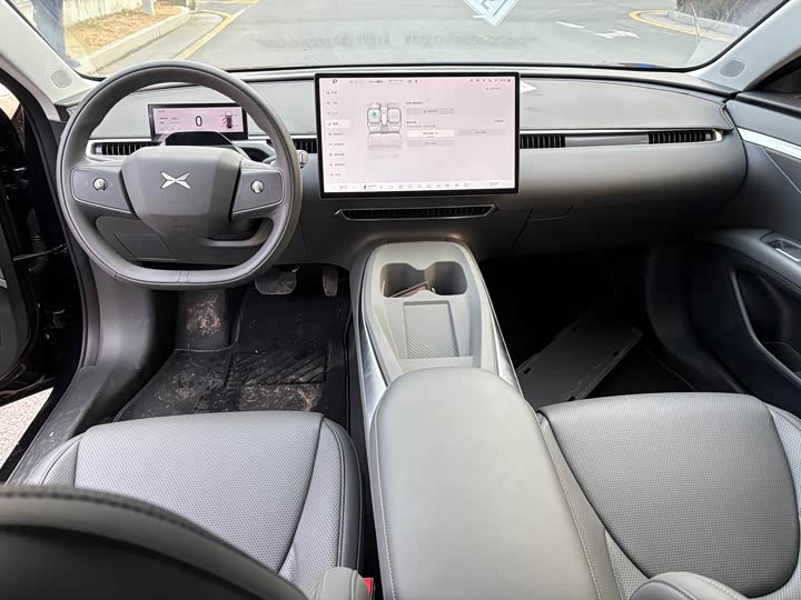 Фото 6 - XPeng Mona M03