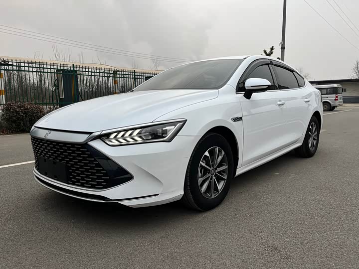 Фото 1 - BYD Qin Plus