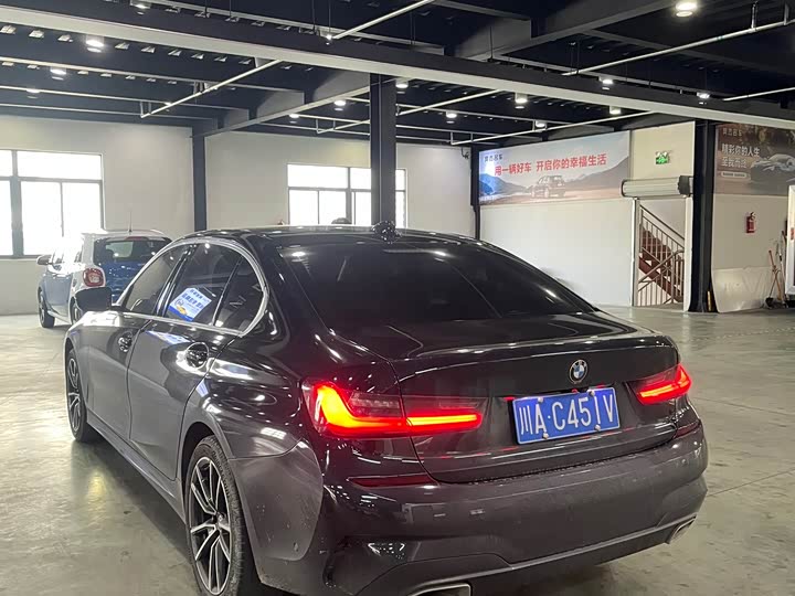 Фото 8 - BMW 3 Series