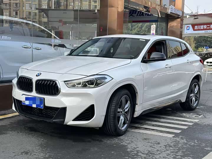 Фото 1 - BMW X2