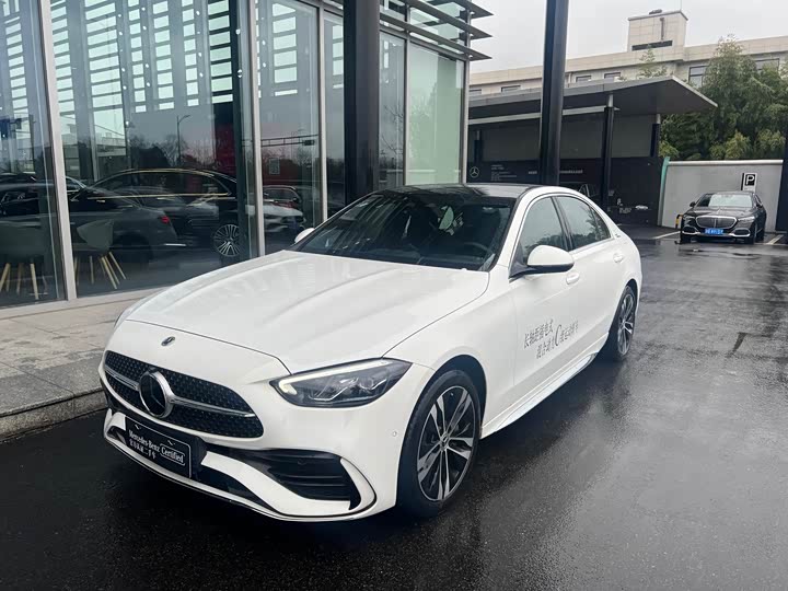 Фото 1 - Mercedes-Benz C-Class Hybrid