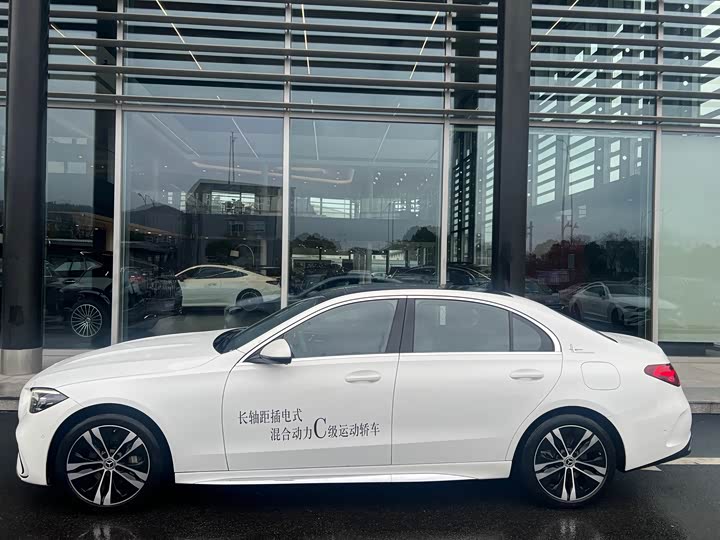 Фото 3 - Mercedes-Benz C-Class Hybrid