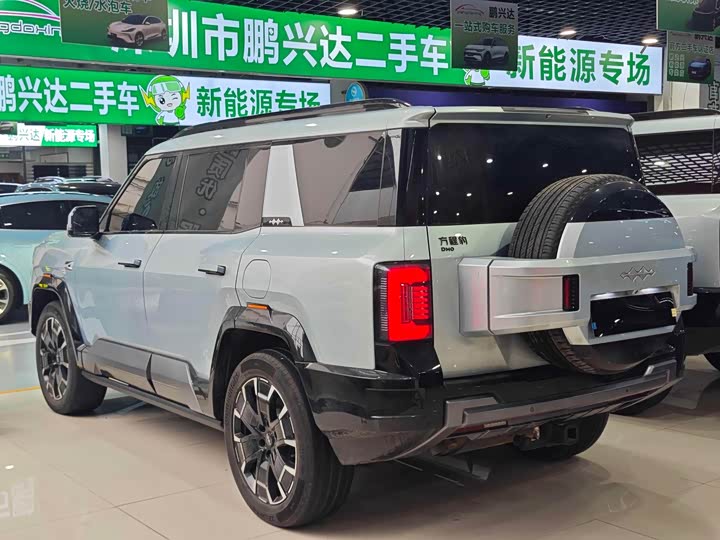 Фото 4 - BYD FangChengBao Leopard 8