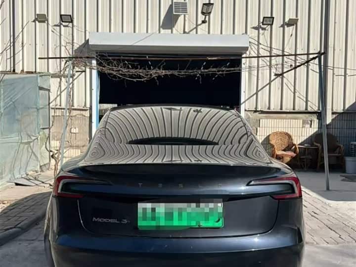 Фото 9 - Tesla Model 3