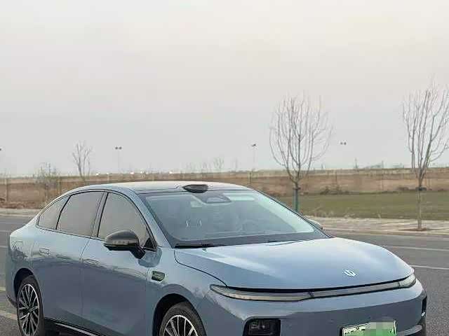 Фото 2 - Leapmotor B01