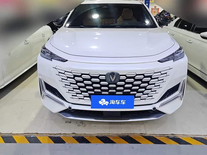 Фото 2 - Changan UNI-K