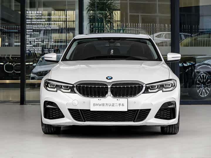 Фото 2 - BMW 3 Series