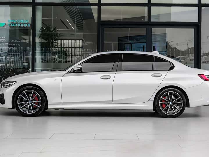 Фото 4 - BMW 3 Series