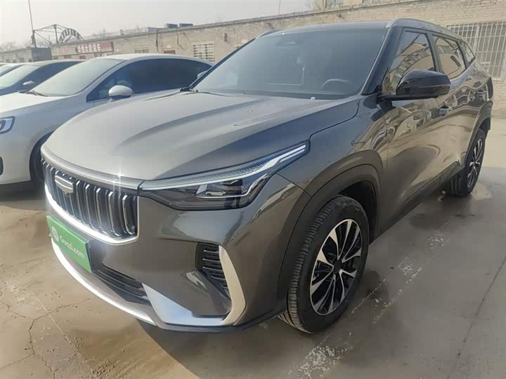 Фото 2 - Geely Atlas