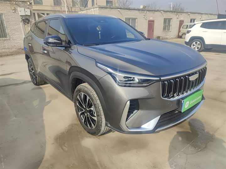 Фото 4 - Geely Atlas